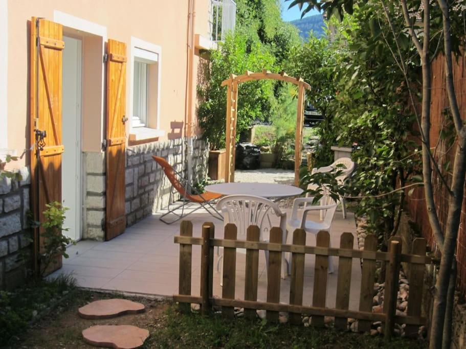 T2 Refait A Neuf Avec Petit Jardin Et Parking Διαμέρισμα Μιλό Εξωτερικό φωτογραφία
